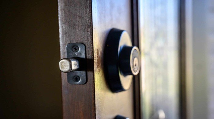 Schlage Door Latch Won't Retract