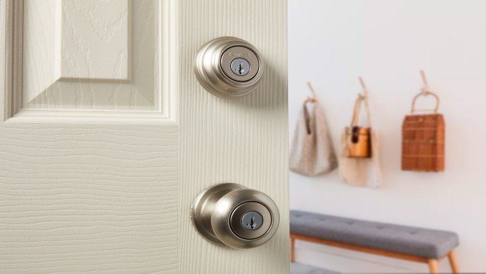How Many Locks Should A Front Door Have